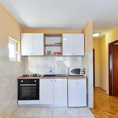 Apartman By The Sea Bibinje, Zadar - 5786 *